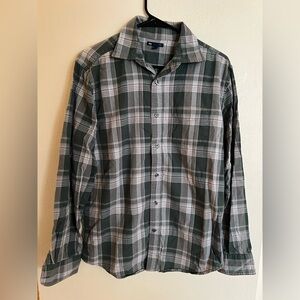 Gap Men's Green and White Plaid Button-Up Shirt